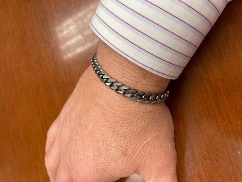 Customer photo review of 8mm Antiqued Matte Cuban Link Bracelet