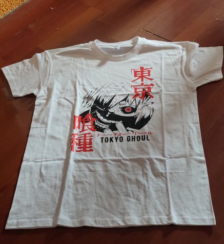 Customer photo review of camiseta TOKIO GHOUL
