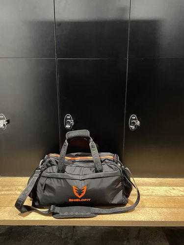 Customer photo review of A4A Duffle x Neon