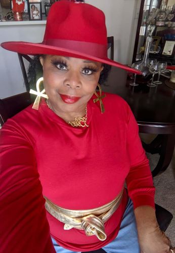 Customer photo review of JUMBO Key to Life Earrings