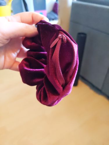 Customer photo review of Stashy Scrunchie - Cranberry Kiss