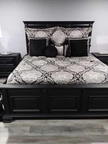 Customer photo review of Vera Black Euro Sham By J Queen