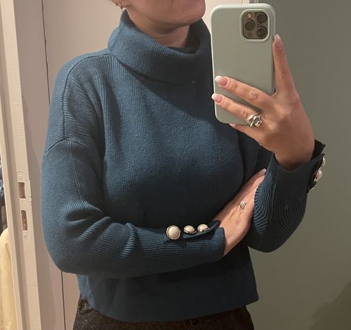 Avis photo d'un client sur Pull noir - HELENA