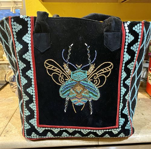 Customer photo review of Bee-Dazzled Tote
