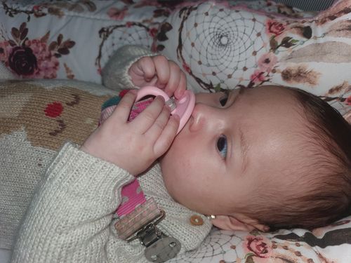 Customer photo review of Chupete New Rosa Chicle Nenina & Co