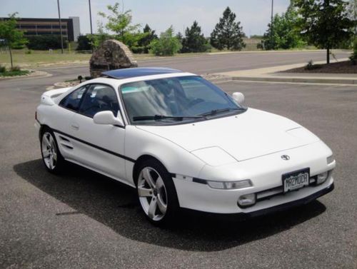 Customer photo review of Hood & Engine Lid Strut Bundle Deal