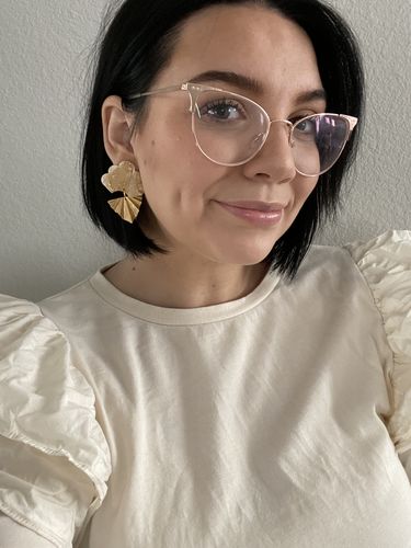 Customer photo review of Classic True Silk Blow Dryer