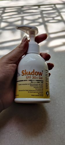 Customer photo review of Shadow Sunscreen SPF 30+ Gel