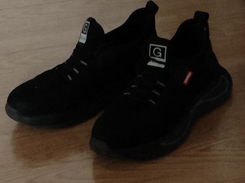 Customer photo review of FansGemacht Leichte und bequeme Sicherheitsschuhe