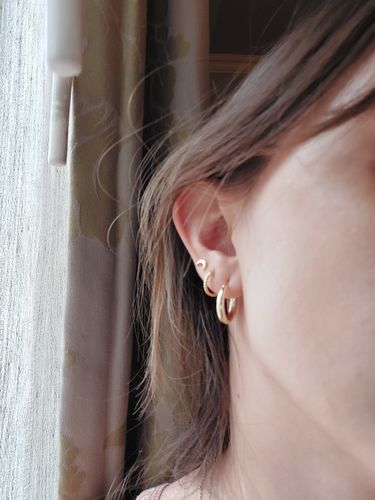 Customer photo review of ARGOLLAS BAÑO DE ORO MARIA 18MM