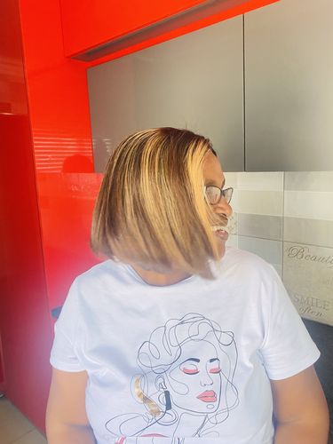 Customer photo review of GUGU - Peruvian Side Part Lace Wig