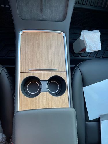 Customer photo review of Center Console Hard Cover for Tesla Model 3 & Y 2021 - 2022