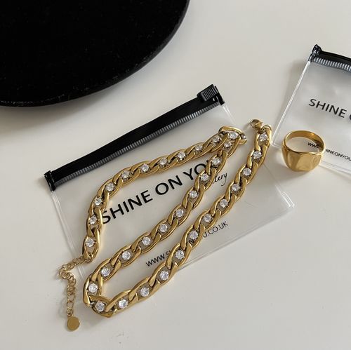 Customer photo review of DIANA CHAIN