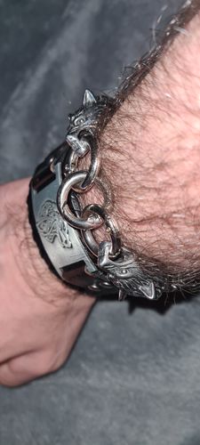 Customer photo review of Fenrir's Bite