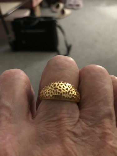 Customer photo review of Lattice Tapered Band Ring