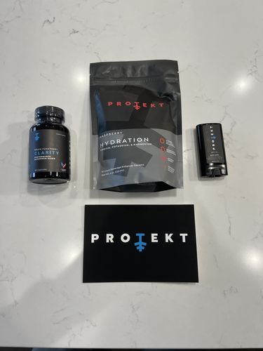 Customer photo review of SPF30 Clear Mineral Sunscreen Stick