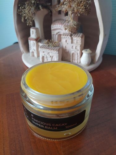 Customer photo review of Precious Cacay Super Baume, 100ml