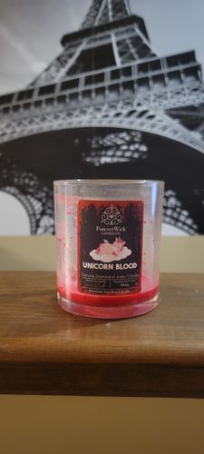 Customer photo review of Unicorn Blood Diamond Candle