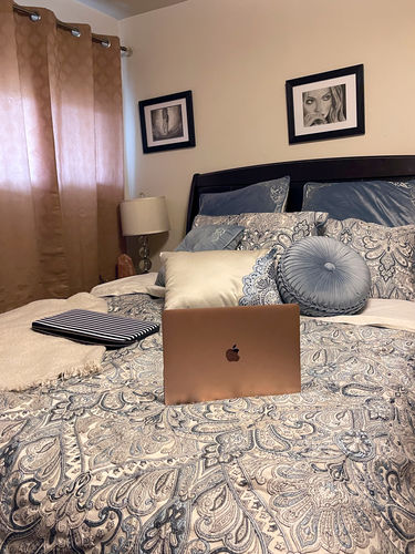 Customer photo review of Alexis Powder Blue 4-Piece Comforter Set By J Queen