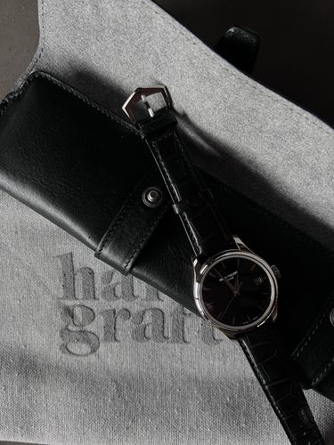 Customer photo review of Timeless Watch Pocket Long . Coal