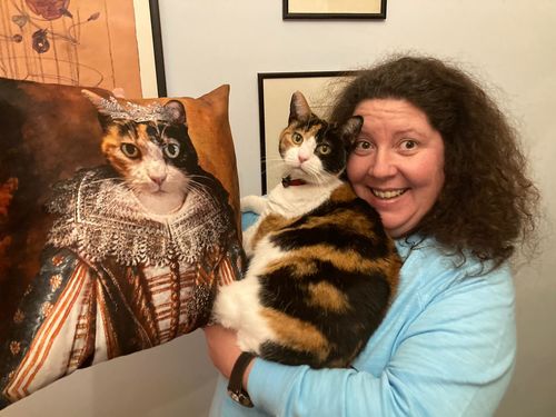 Customer photo review of The Queen - Custom Pet Cushion