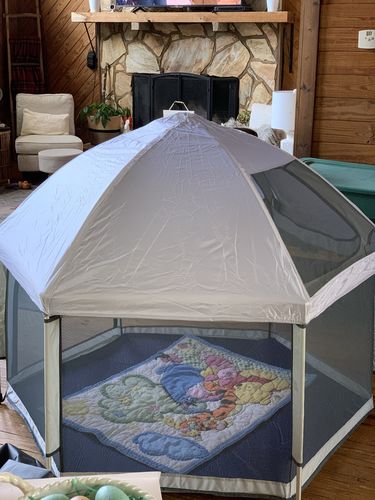 Customer photo review of Pop N' Go® Playpen