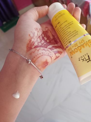 Customer photo review of Shadow Sunscreen SPF 30+ Gel | Sunscreen For Oily Skin - Acne Prone