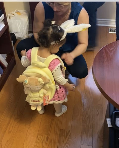 Customer photo review of Personalized Leyadoll Doll Backpack (Yellow)