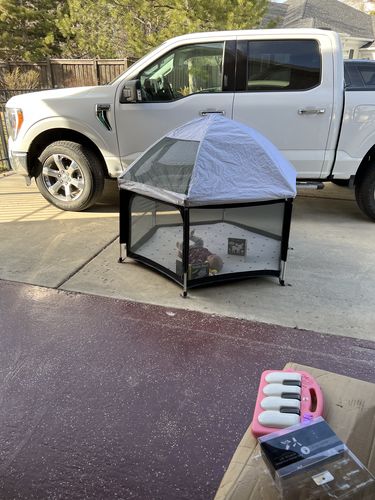 Customer photo review of Pop N' Go® Playpen