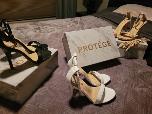 Customer photo review of Protégé Stilettos 2022