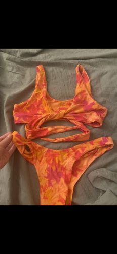 Customer photo review of The Kenzie Bottoms / Flora
