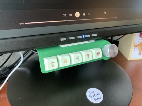 Customer photo review of Pikatea Macropad GB3 Top Plate - 3D Printed Color