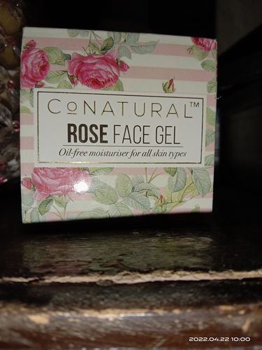 Customer photo review of Rose Face Gel