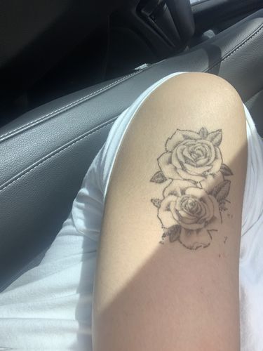 Customer photo review of Elegant Roses Tattoo