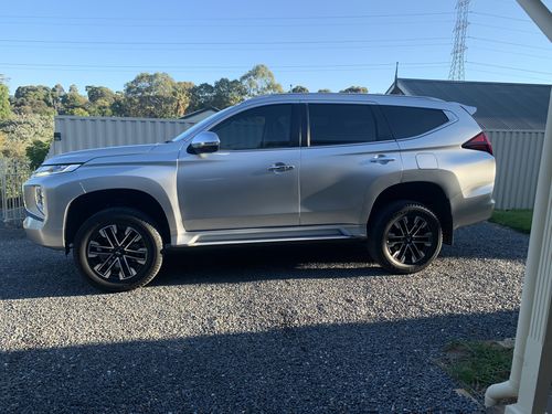 Customer photo review of Loaded 4X4 40mm Lift Kit: MITSUBISHI PAJERO SPORT QE/QF (2015-ON)