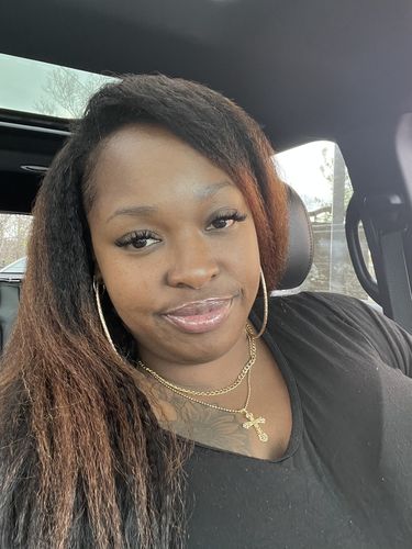 Customer photo review of Brooklyn Hair 11A Kinky Straight 2 Bundle Deals