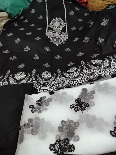 Customer photo review of 42101651-Digital Embroidered 3PC