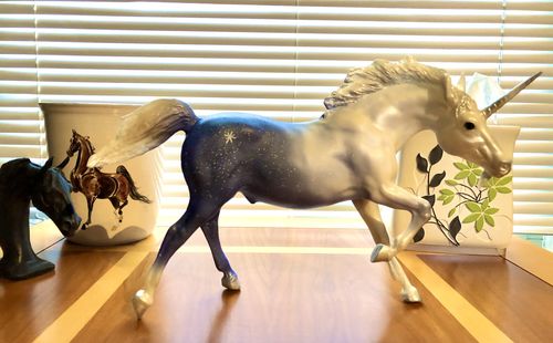 Customer photo review of Estate Pre-Owned Breyer #1146 Stardust Unicorn