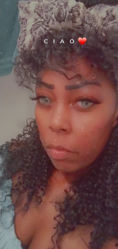 Customer photo review of Alpha Green Contact Lenses(12 months wear)