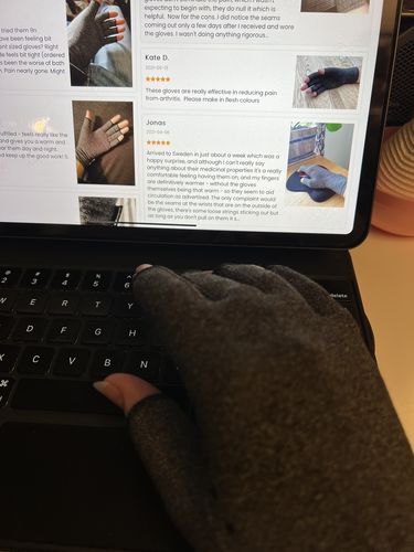 Customer photo review of Premium Arthritis Compression Gloves For Men & Women