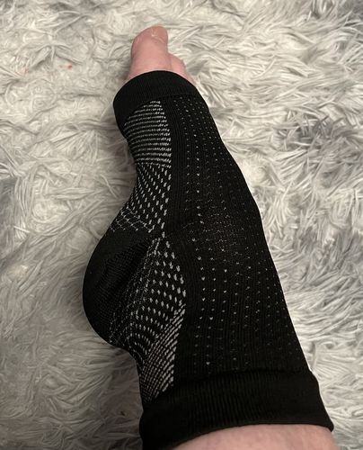 Customer photo review of Anti Fatigue Compression Foot Sleeve For Men & Women