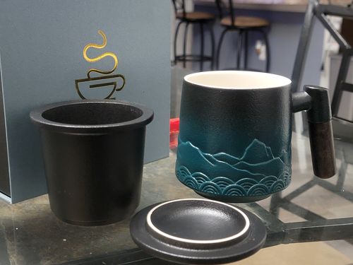 Customer photo review of Mountain & Sea Coffee & Tea Mug