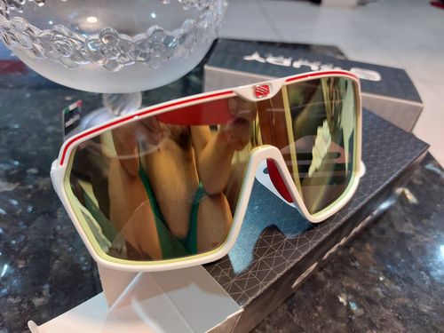Customer photo review of Spinshield White Gloss (slight mark on frame) Multi Laser Gold Lens - due 18th March