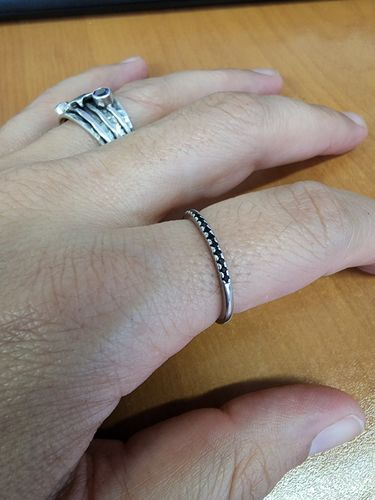 Customer photo review of ANILLO PLATA BLACK DARK