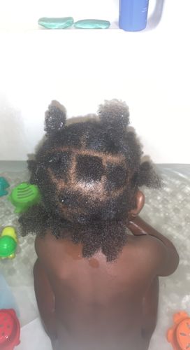 Customer photo review of Kid's Super healthy Hair kit
