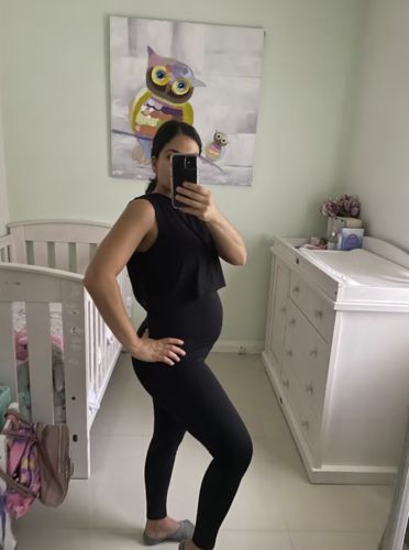 Customer photo review of MammaBump™ | Maternity Support Leggins