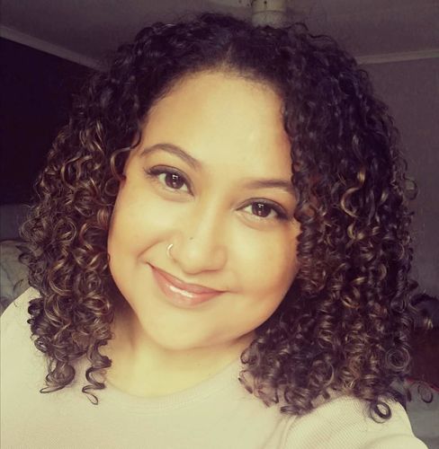 Customer photo review of Hold Me Baby Curly Hair Gel