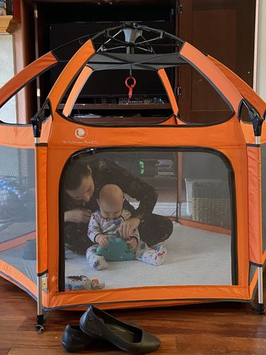Customer photo review of Pop N' Go® Playpen