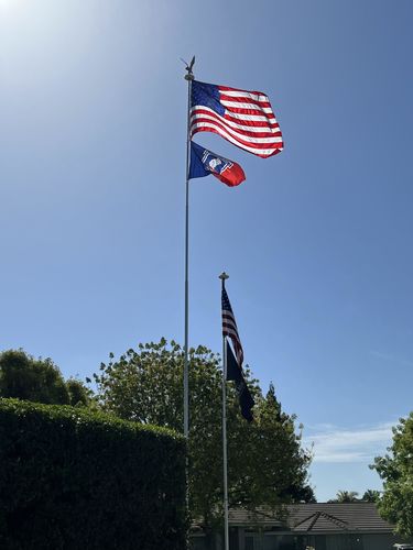 Customer photo review of 16 in. Gold Anodized Eagle Ornament for Outdoor Flagpoles