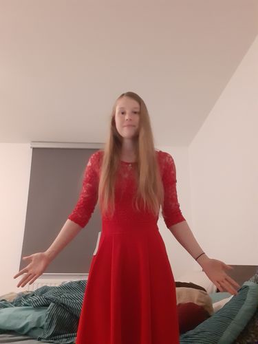 Avis photo d'un client sur Robe rouge - ESTER